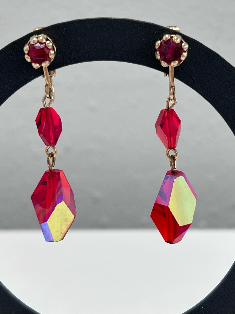 Vintage Red Aurora Borealis Dangle Clip On Earrings Goldtone Faceted Rhinestones